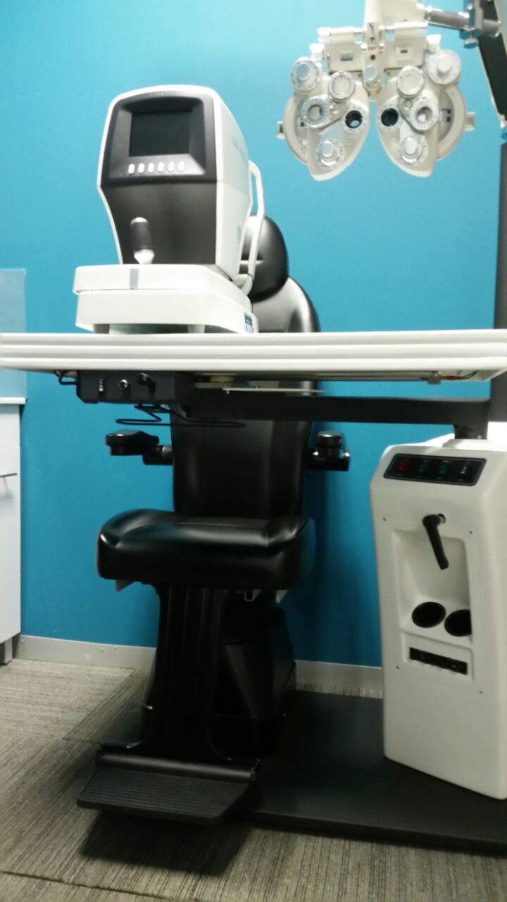 Auto-refractor testing equipment